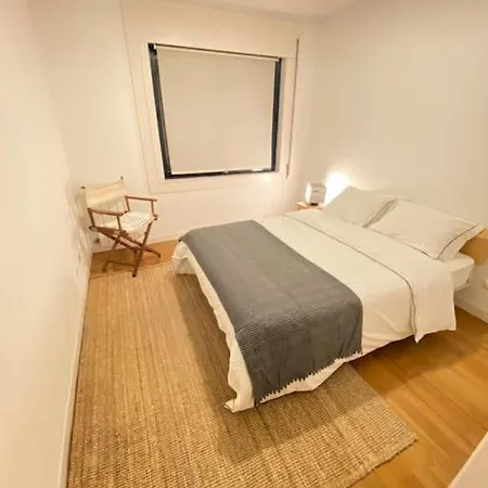 Swimming Pool With Private Garage *