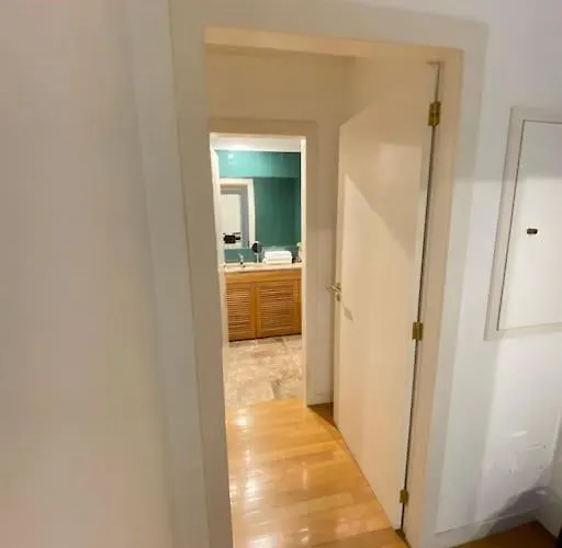 Daire Swimming Pool With Private Garage *