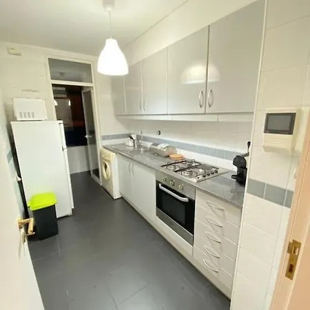 Swimming Pool With Private Garage Oporto