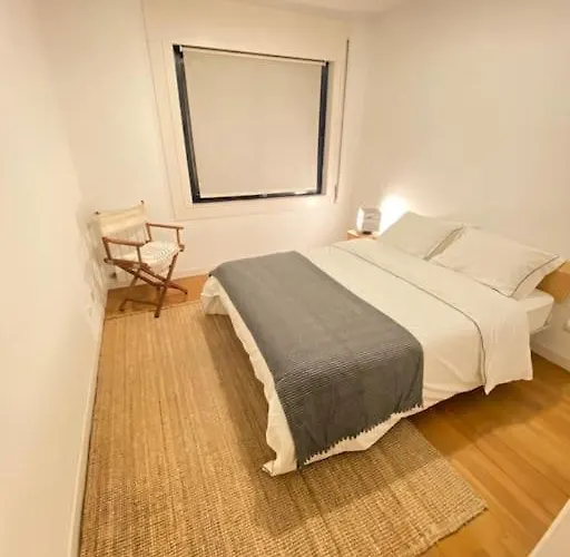 Swimming Pool With Private Garage *