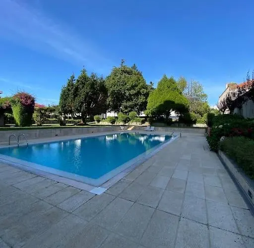 Apartment Swimming Pool With Private Garage Porto